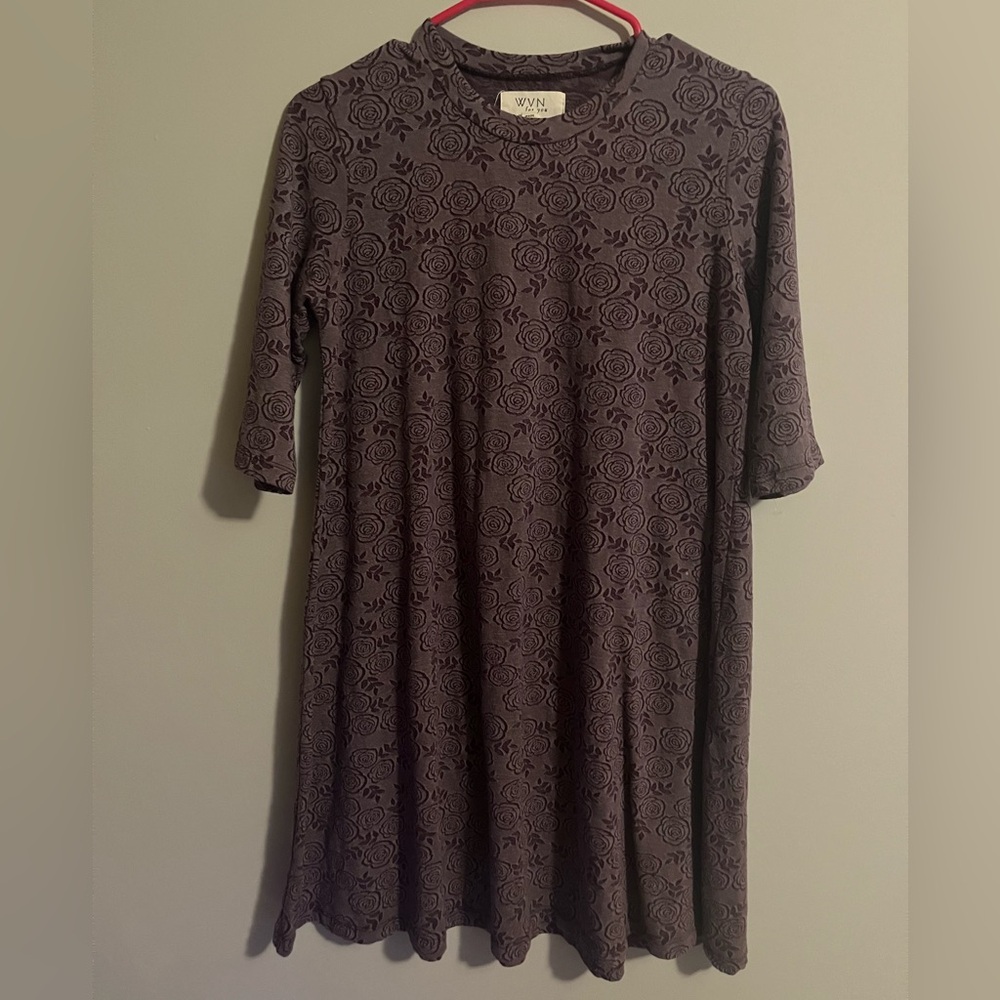WVN lavender floral print mini loose fit short sleeve dress size small